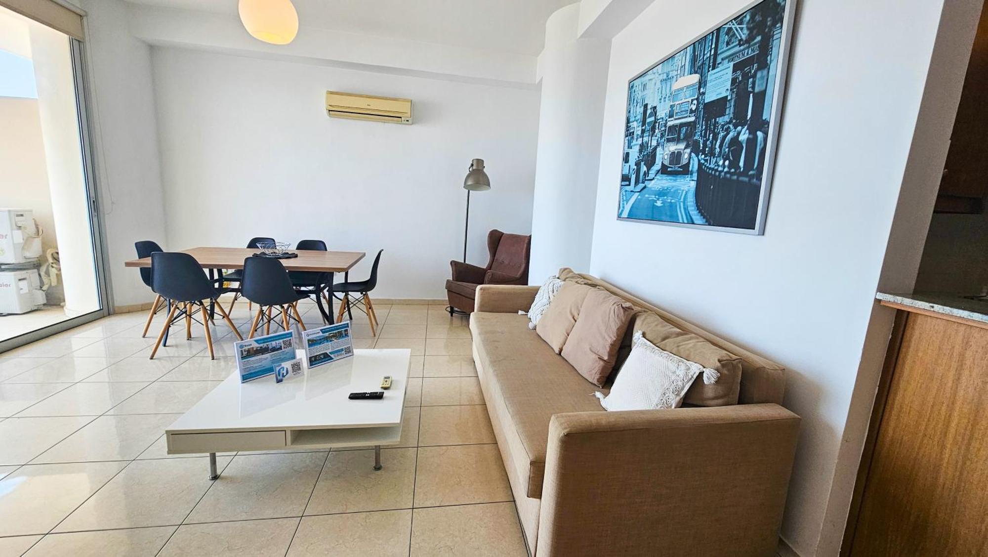 Paradise Palms Seaview Apartment Larnaca Exteriör bild